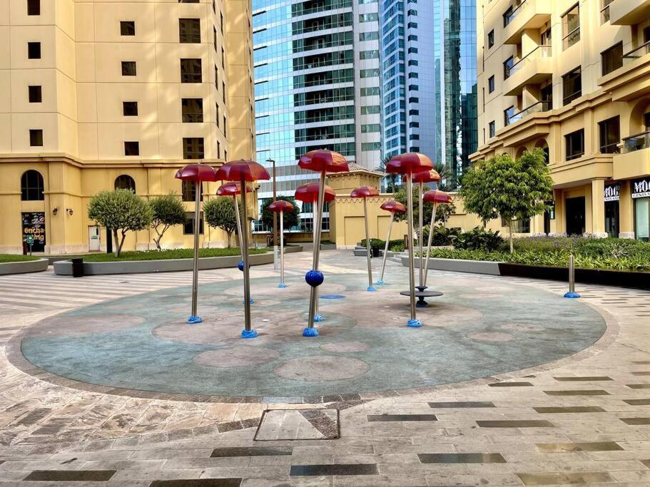 Leen Homes-Jbr -Spacious 4 Bedroom Apartment Дубай Экстерьер фото