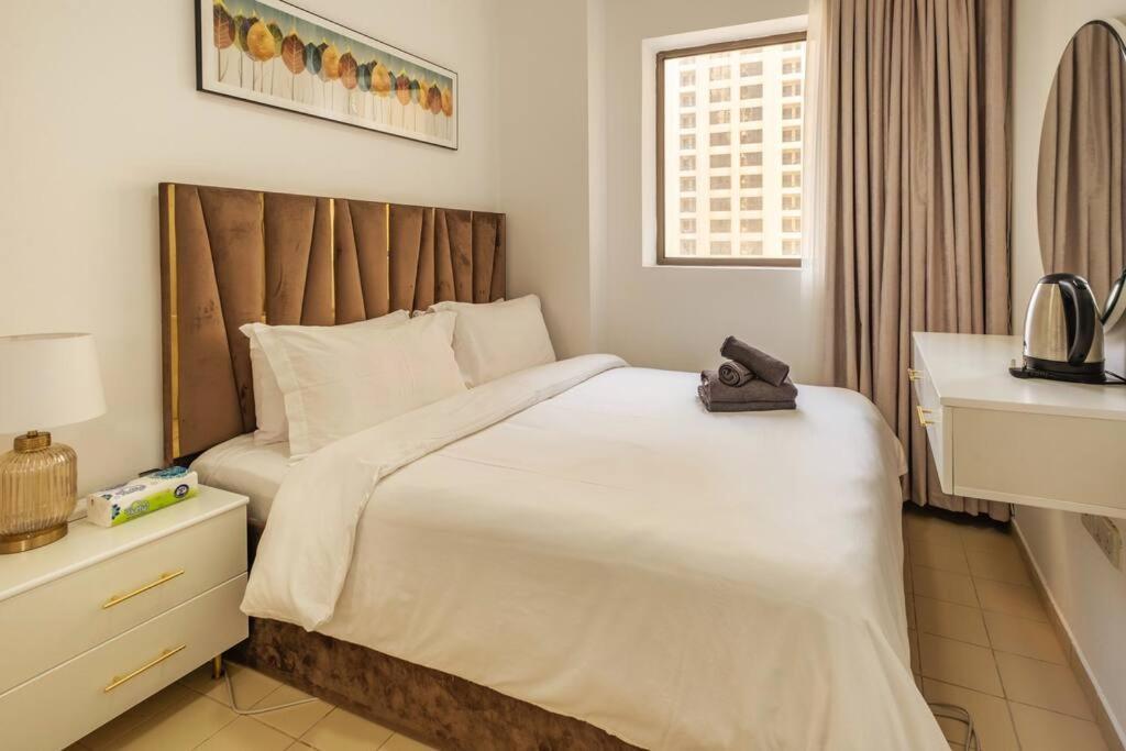 Leen Homes-Jbr -Spacious 4 Bedroom Apartment Дубай Экстерьер фото
