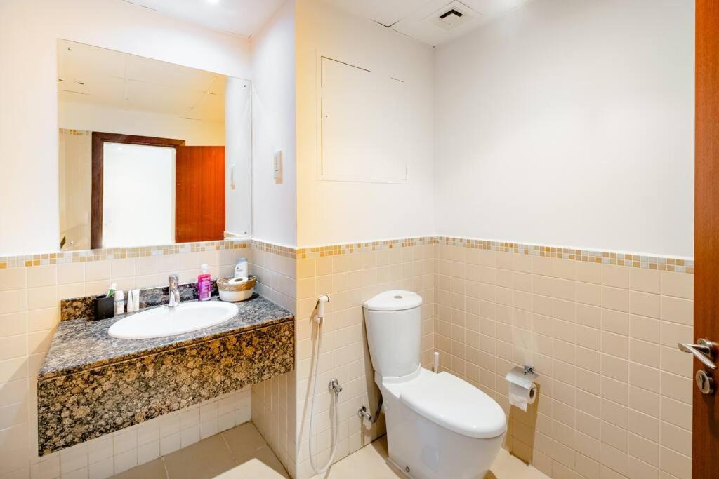 Leen Homes-Jbr -Spacious 4 Bedroom Apartment Дубай Экстерьер фото