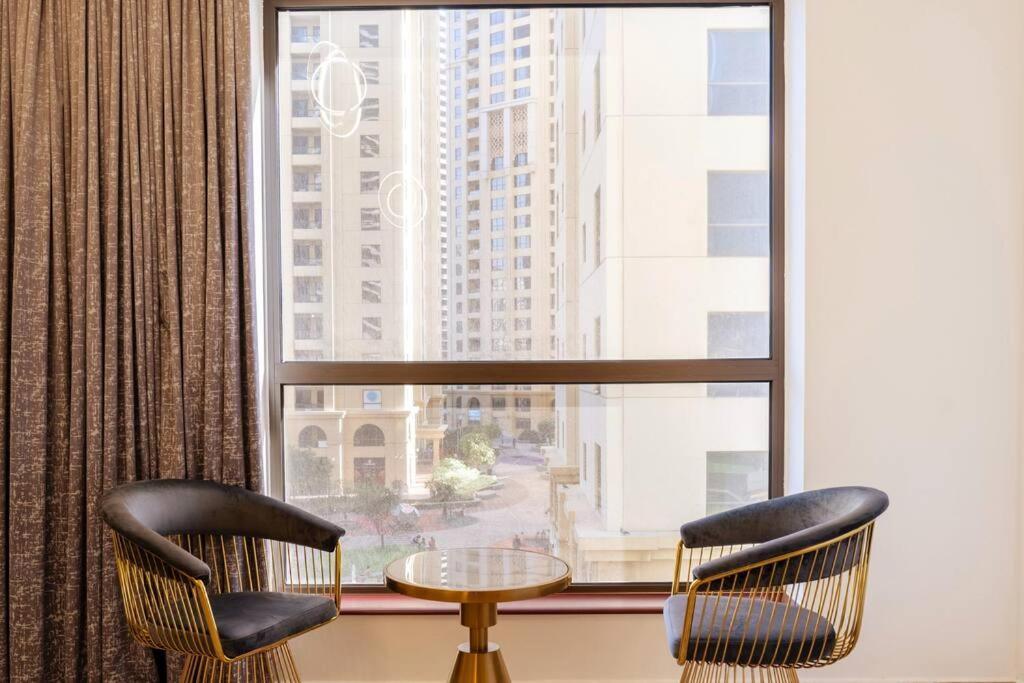Leen Homes-Jbr -Spacious 4 Bedroom Apartment Дубай Экстерьер фото